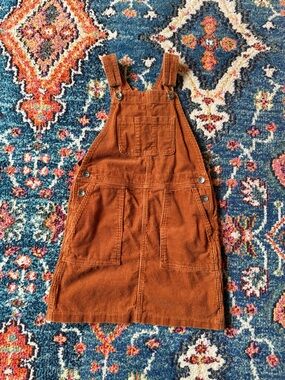 Corduroy Uniqlo Jumper (girls 9-10)